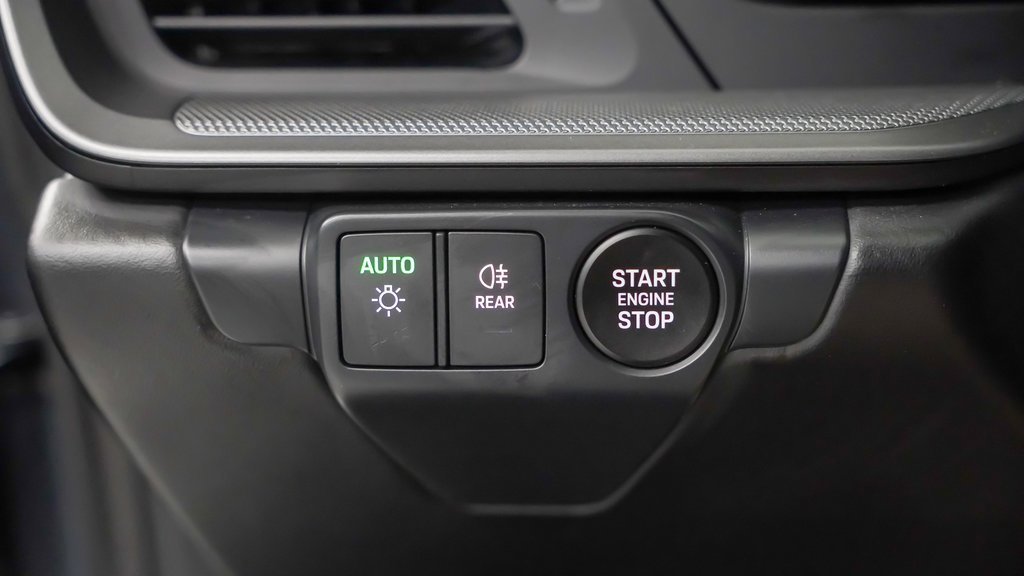 Certified 2025 Porsche 911 Carrera image 22