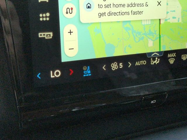 Used 2025 Lincoln Navigator Black Label image 22