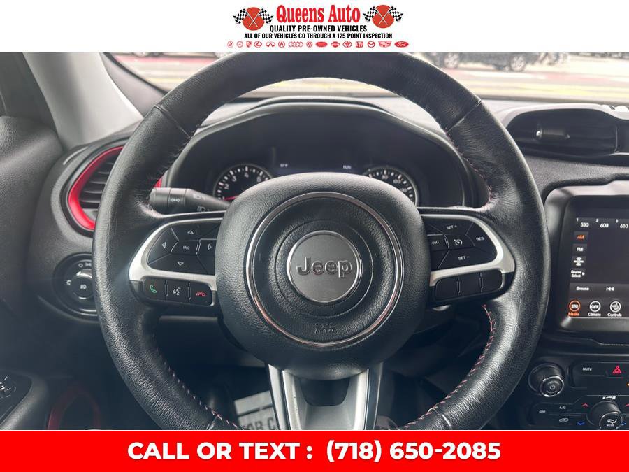 Used 2021 Jeep Renegade Trailhawk image 7