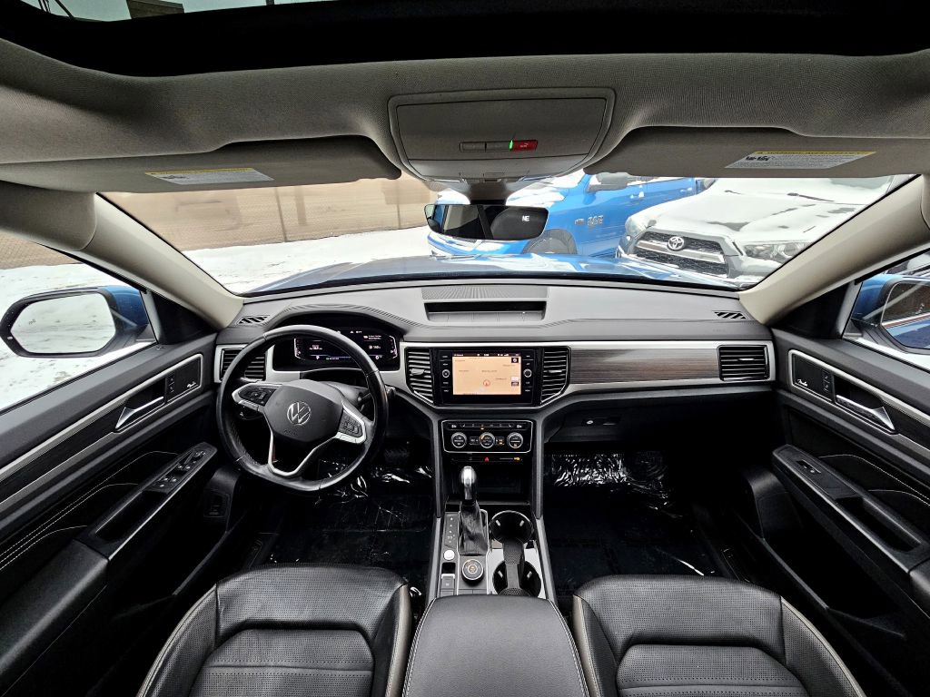 Used 2021 Volkswagen Atlas SEL Premium image 13