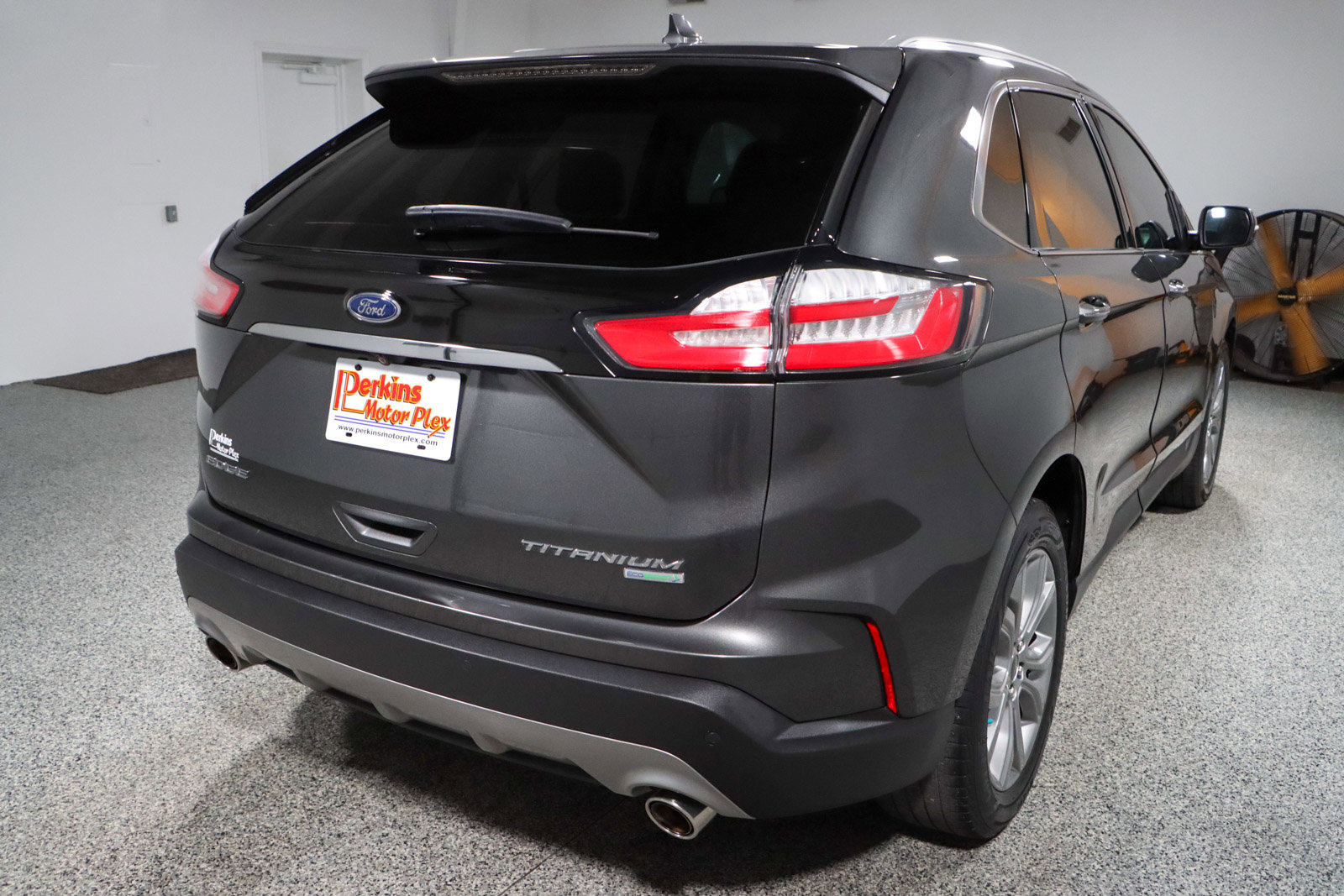 Used 2019 Ford Edge Titanium image 7