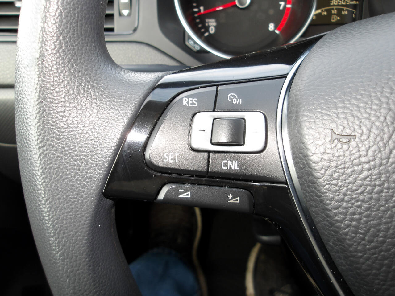 Used 2016 Volkswagen Jetta S image 15