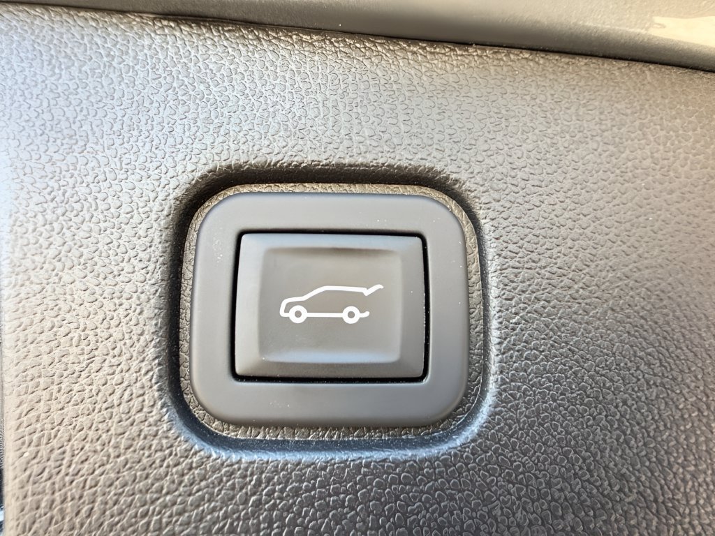 Used 2025 Chevrolet Blazer EV SS AWD/4WD image 23