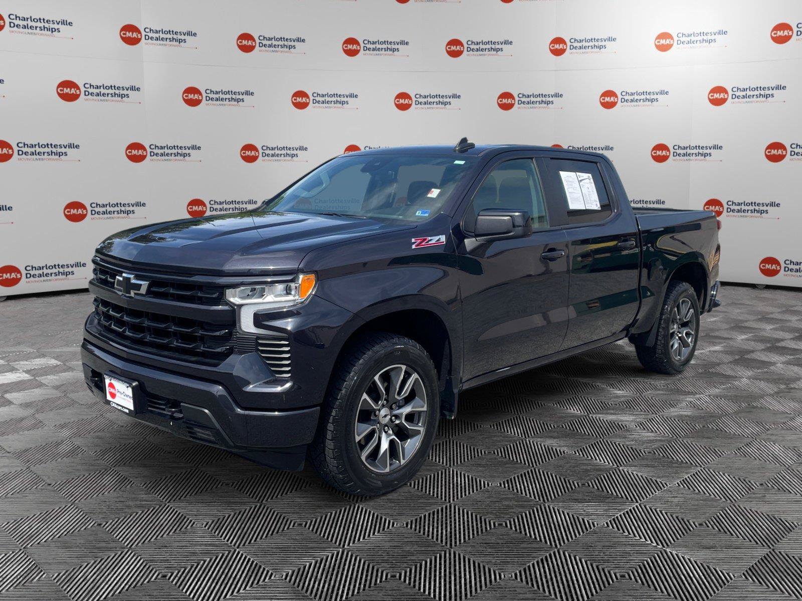 Used 2022 Chevrolet Silverado 1500 RST w/ Z71 Off-Road Package AWD/4WD image 1