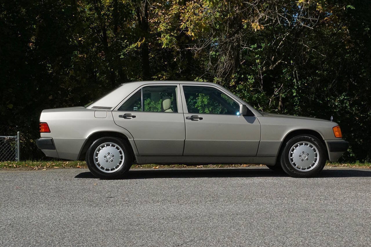 Used 1993 Mercedes-Benz 190 E 2.3 image 4