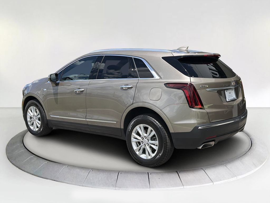 Certified 2023 Cadillac XT5 Luxury FWD image 3