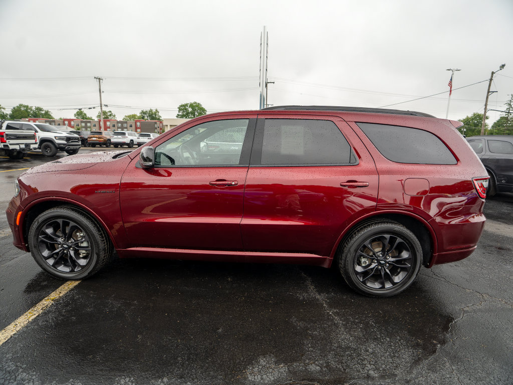 Used 2025 Dodge Durango R/T AWD/4WD image 4