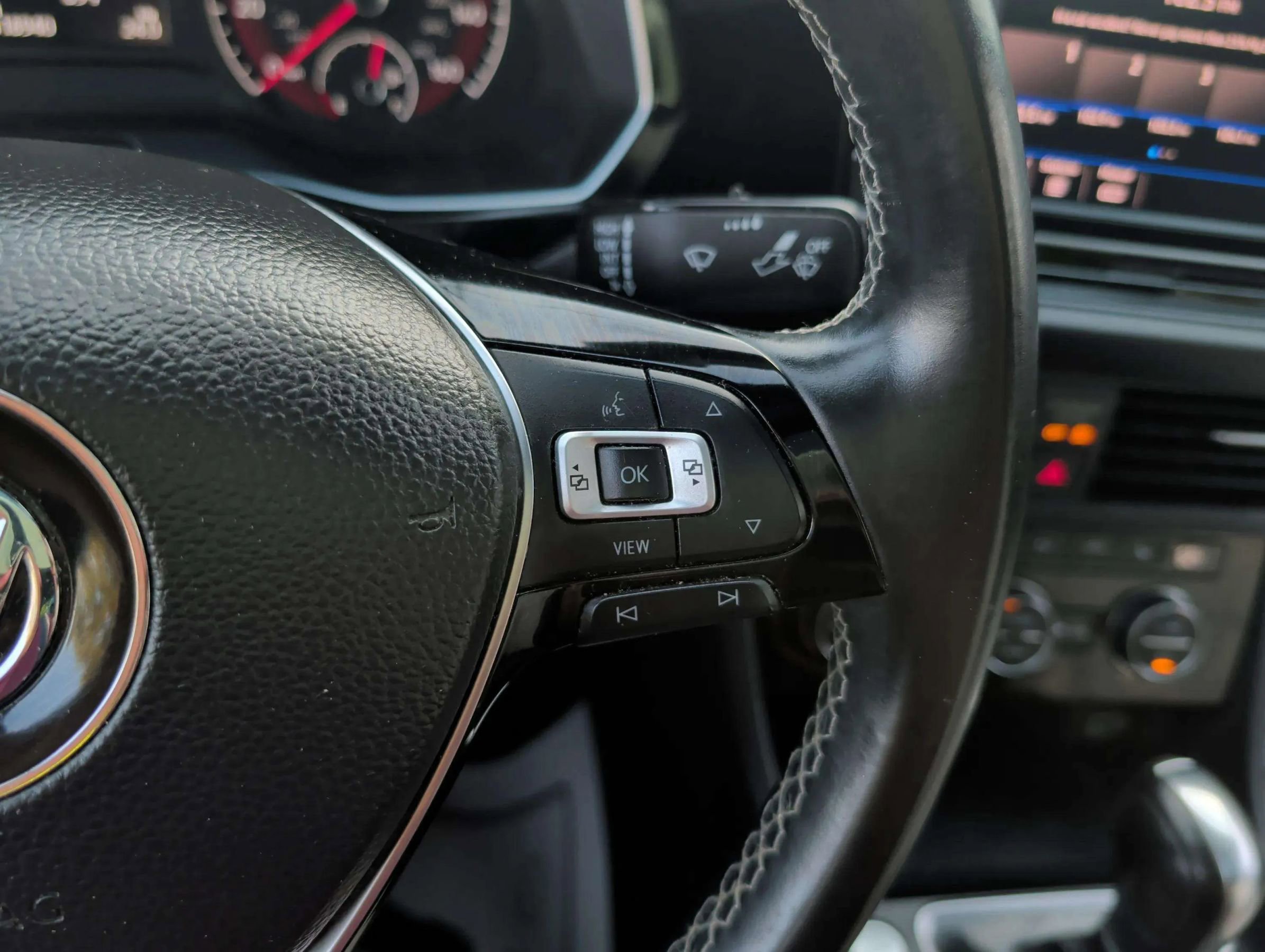 Used 2019 Volkswagen Jetta R-Line FWD image 22