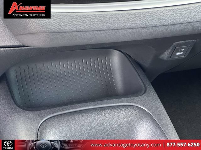 Used 2024 Toyota Corolla LE FWD image 32