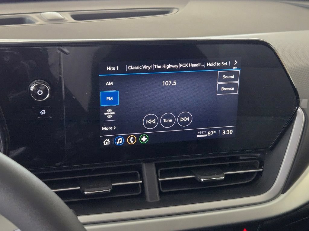 New 2026 Chevrolet Trax LS w/ LS Convenience Package FWD image 21
