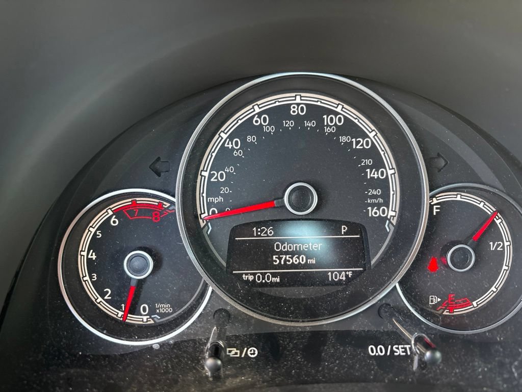Used 2019 Volkswagen Beetle 2.0T S FWD image 7