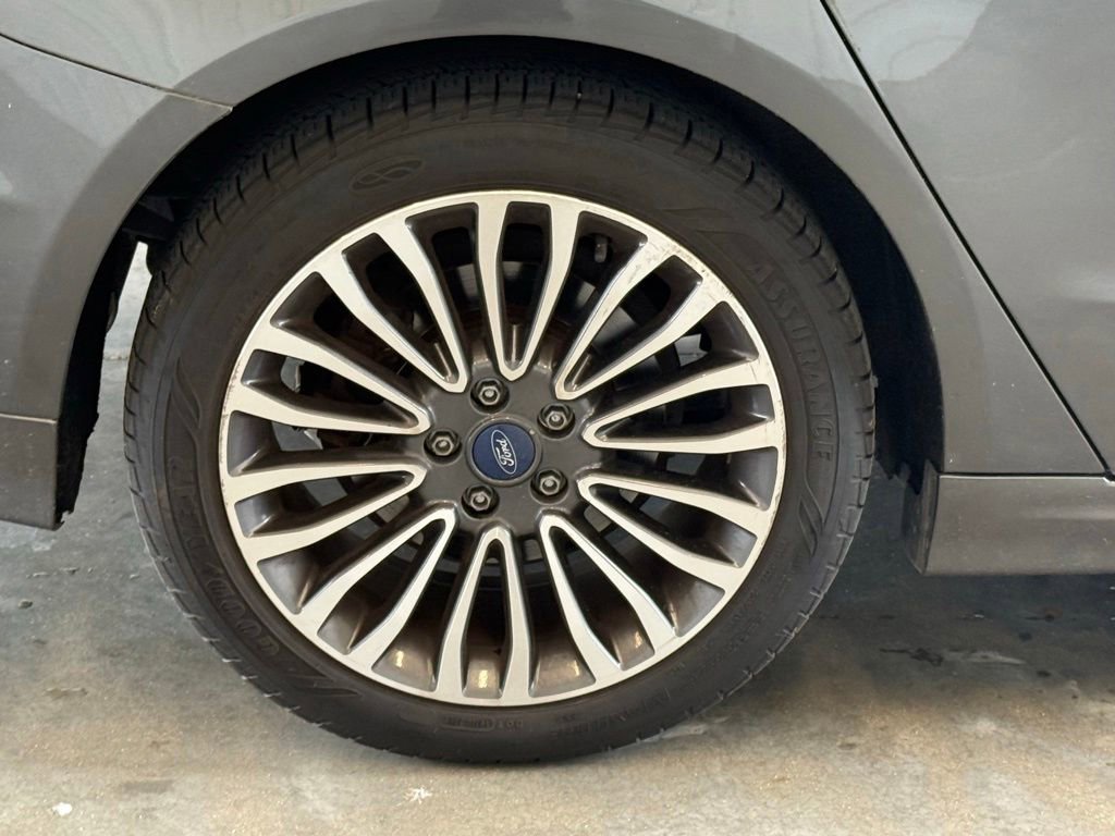 Used 2018 Ford Fusion Titanium AWD/4WD image 4
