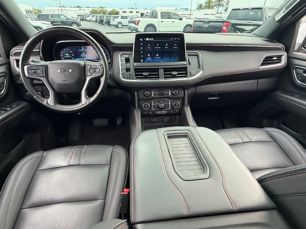 Used 2024 Chevrolet Suburban RST w/ Luxury Package RWD image 15