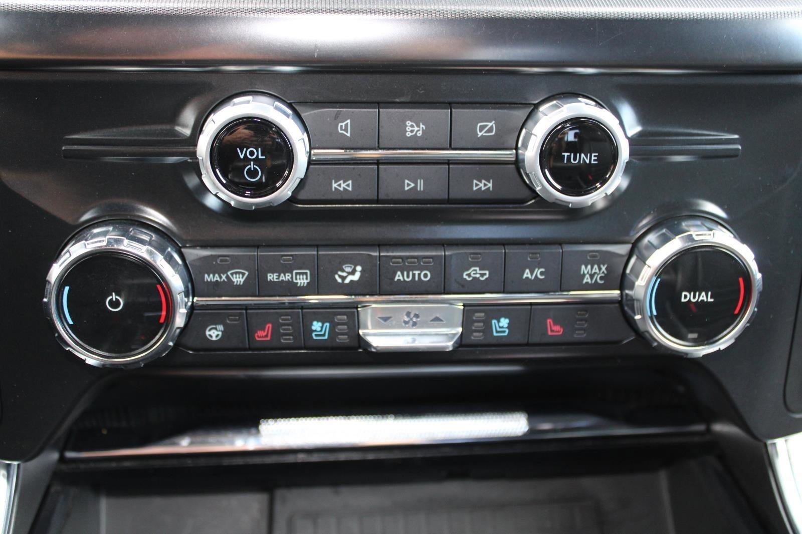 Used 2022 Ford F150 Platinum w/ Equipment Group 701A High image 22