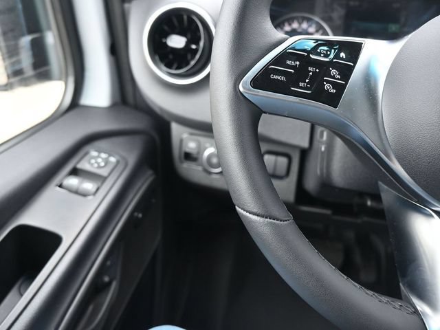 Certified 2024 Mercedes-Benz eSprinter 170 Cargo image 17