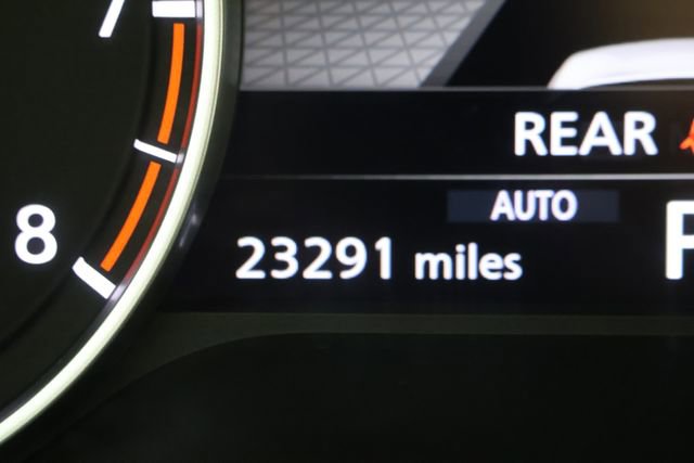 Used 2022 Nissan Rogue SV image 13