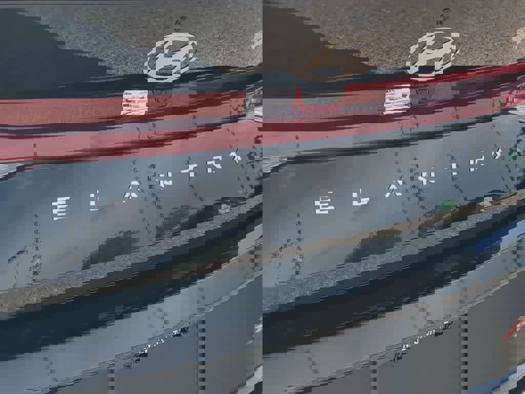 New 2026 Hyundai Elantra Sport image 13