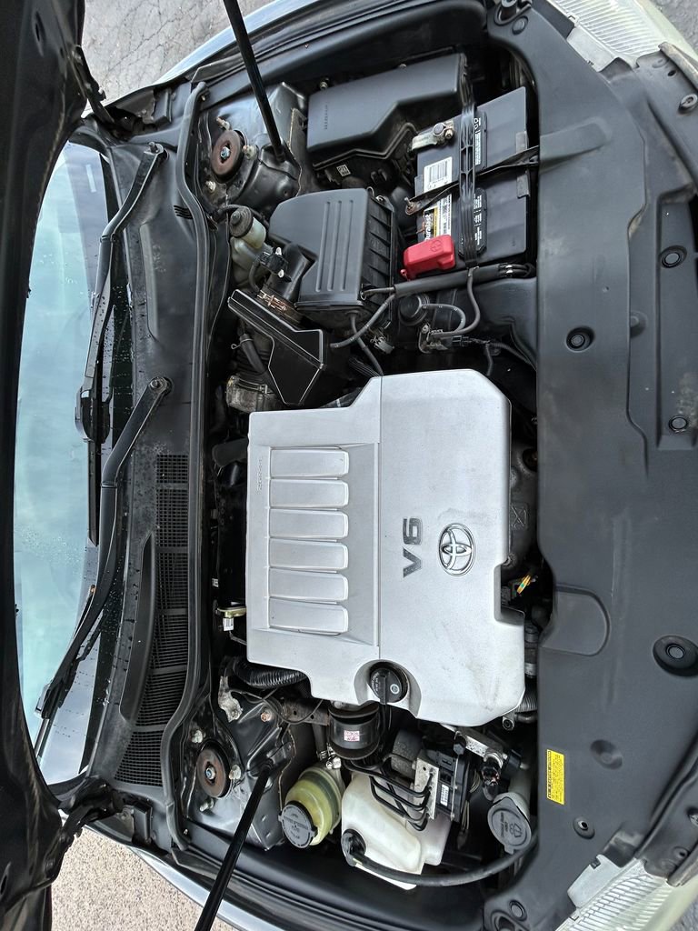 Used 2011 Toyota Camry SE w/ Sport Leather Pkg FWD image 12