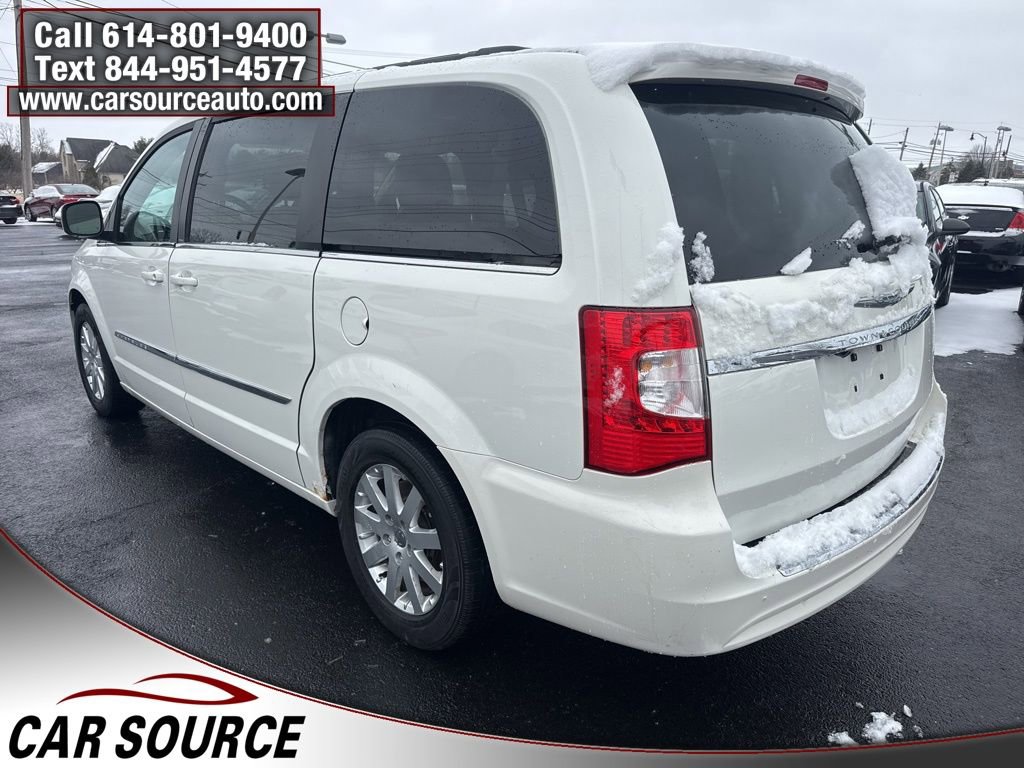 Used 2012 Chrysler Town & Country Touring w/ Entertainment Group #1 image 4