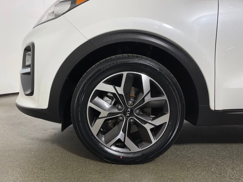 Used 2022 Kia Sportage EX image 11
