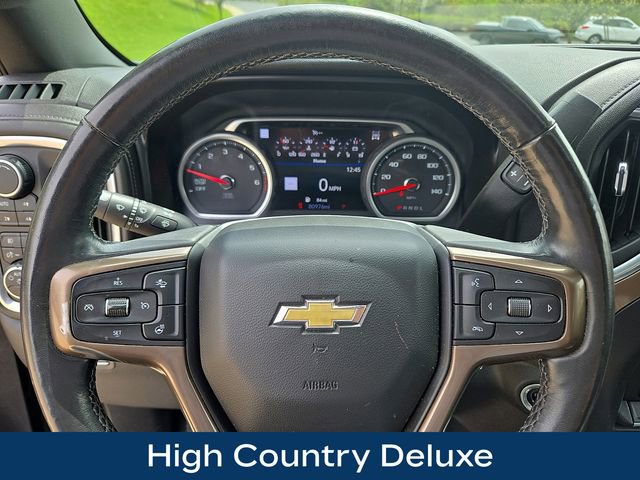 Used 2019 Chevrolet Silverado 1500 High Country w/ Technology Package AWD/4WD image 4