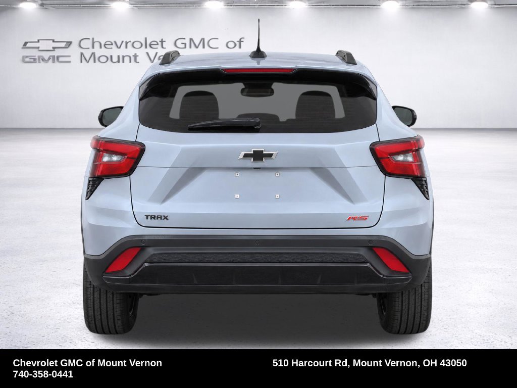 Used 2025 Chevrolet Trax RS FWD image 8