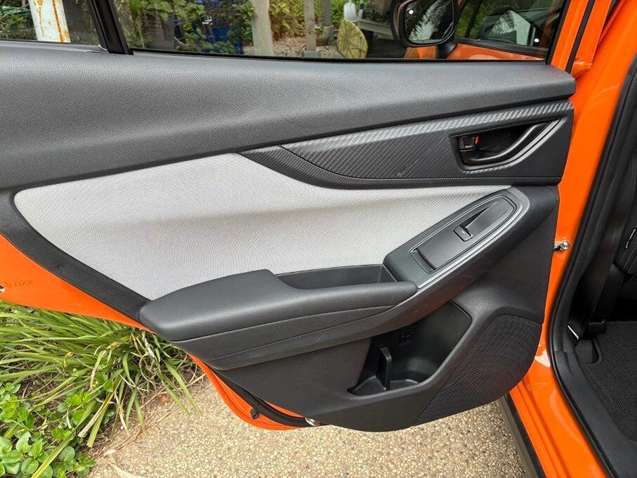 Used 2020 Subaru Crosstrek 2.0i Premium w/ Moonroof Package 2 image 29