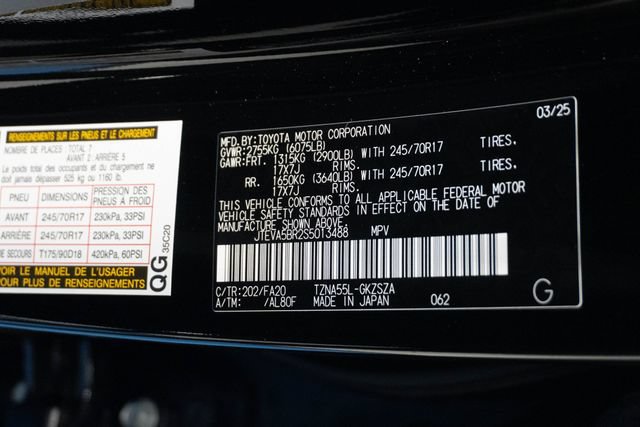 Used 2025 Toyota 4Runner SR5 AWD/4WD image 35