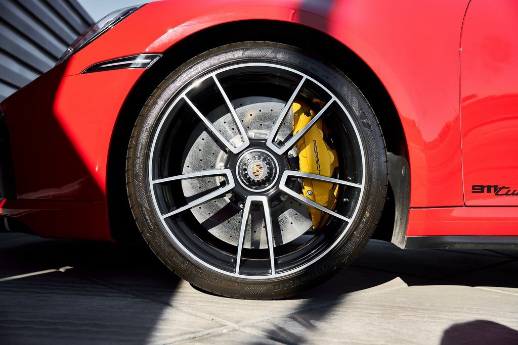 Used 2021 Porsche 911 Turbo S image 3