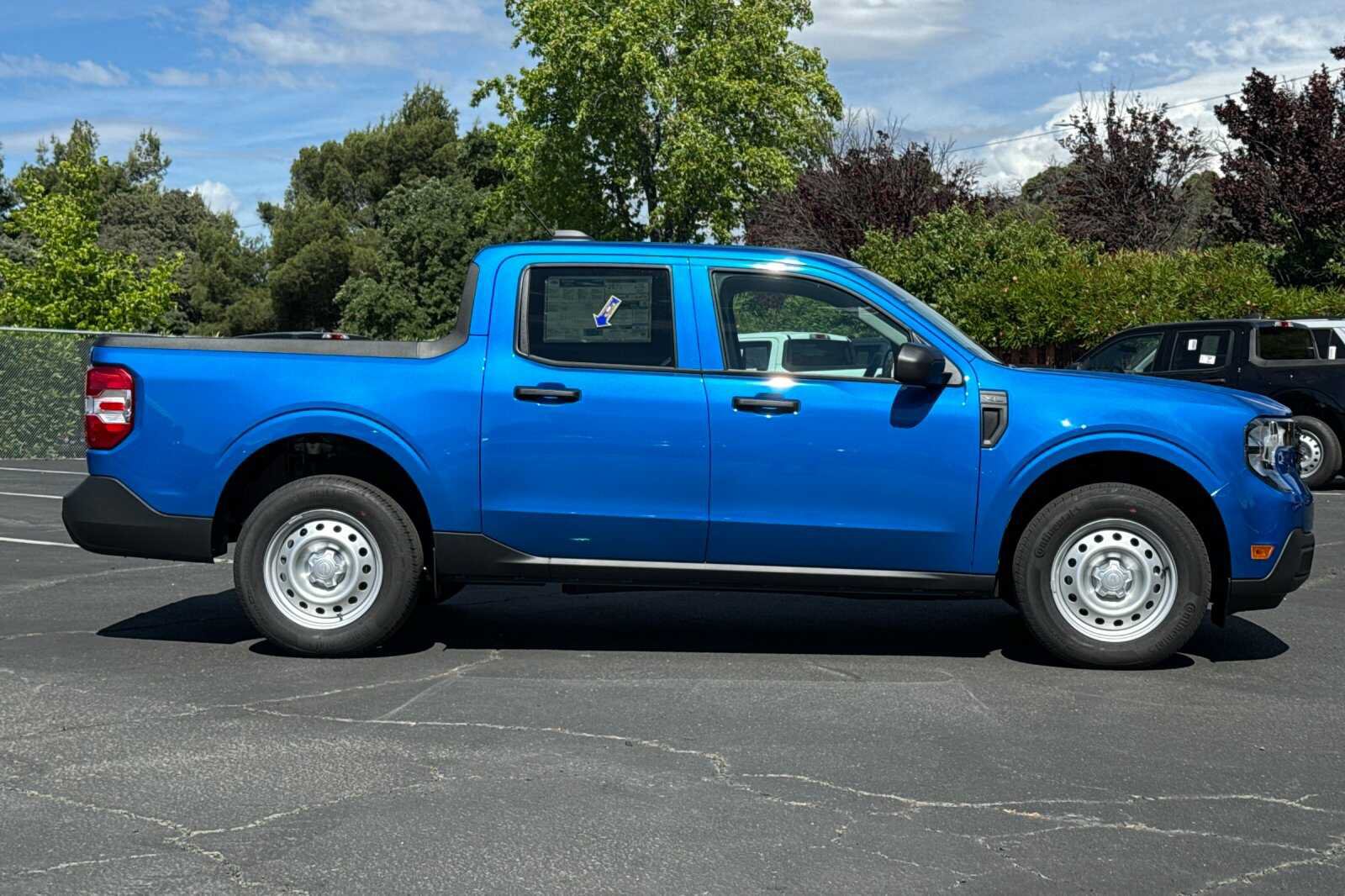 New 2026 Ford Maverick XL AWD/4WD image 3