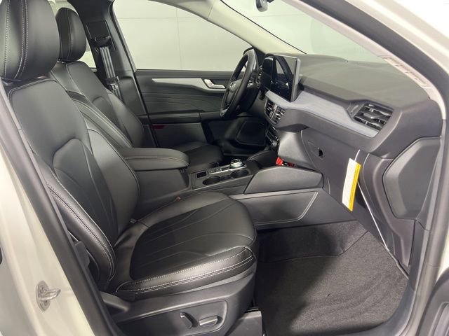 New 2026 Ford Escape Platinum w/ Premium Technology Package AWD/4WD image 11