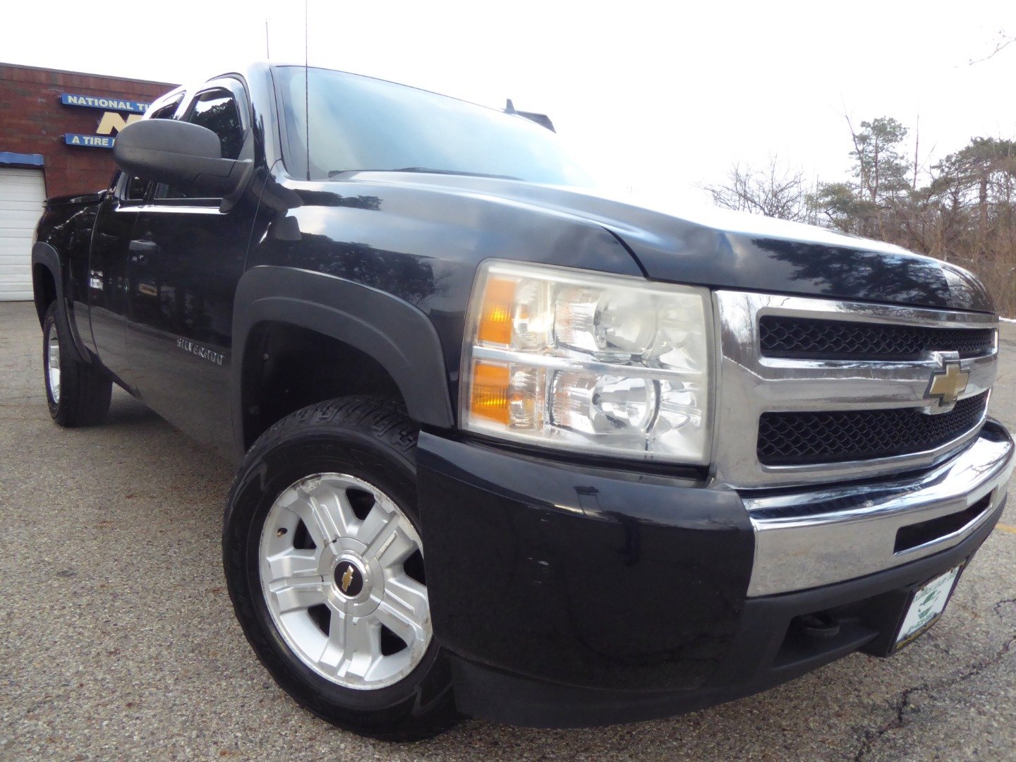 Used 2010 Chevrolet Silverado 1500 LT w/ Power Pack Plus image 1