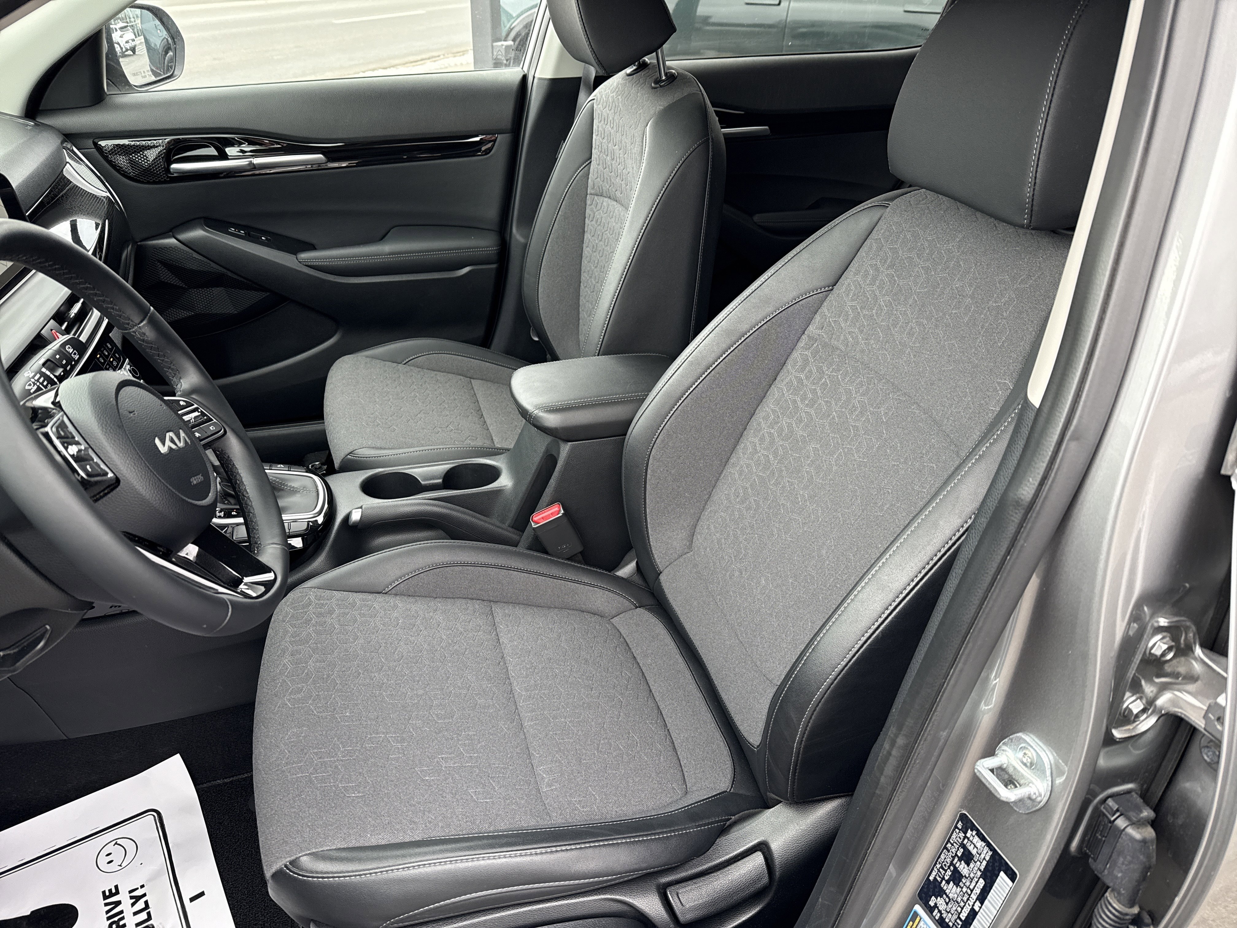 Certified 2024 Kia Seltos S image 12