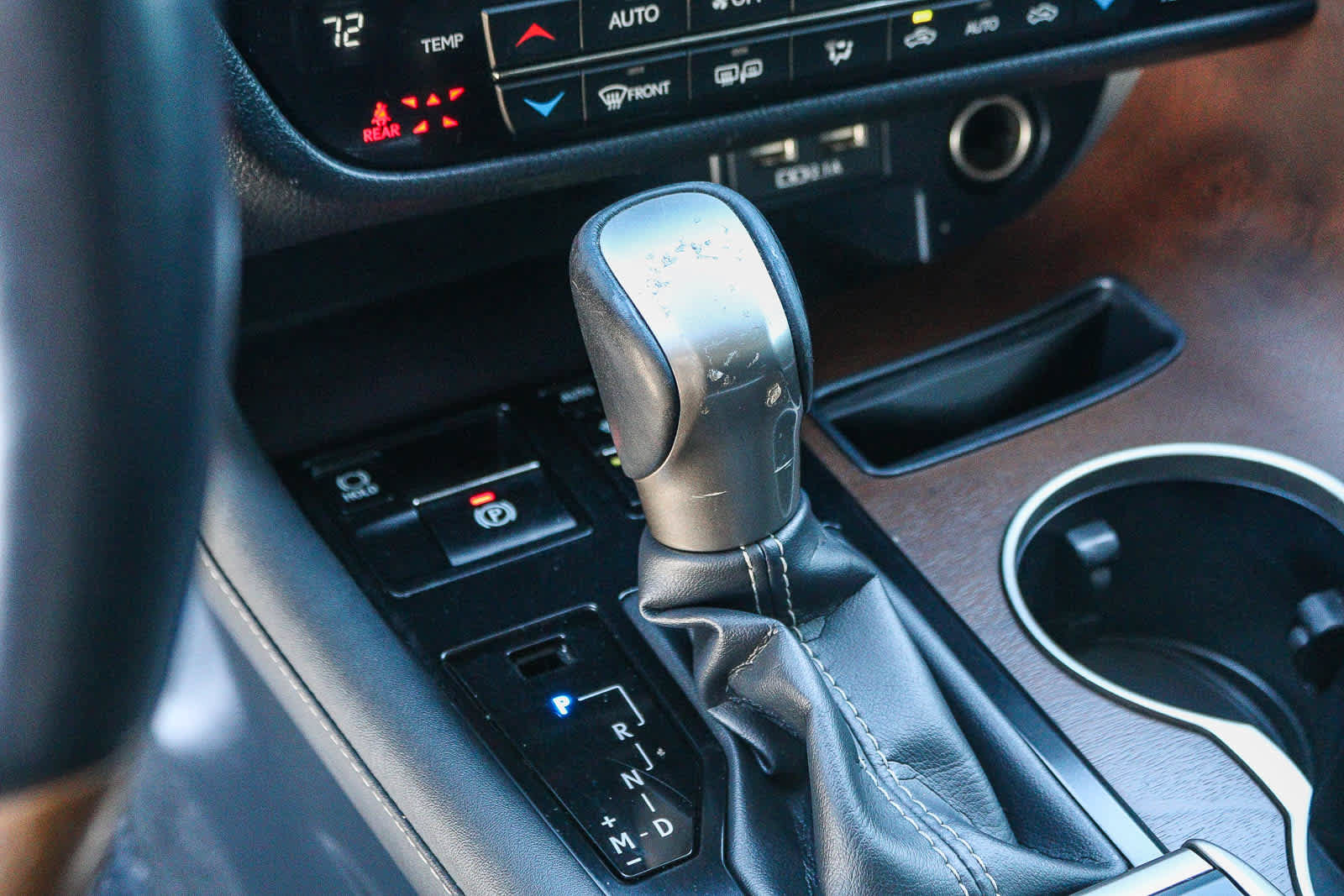 Used 2020 Lexus RX 350L FWD w/ Premium Package image 23