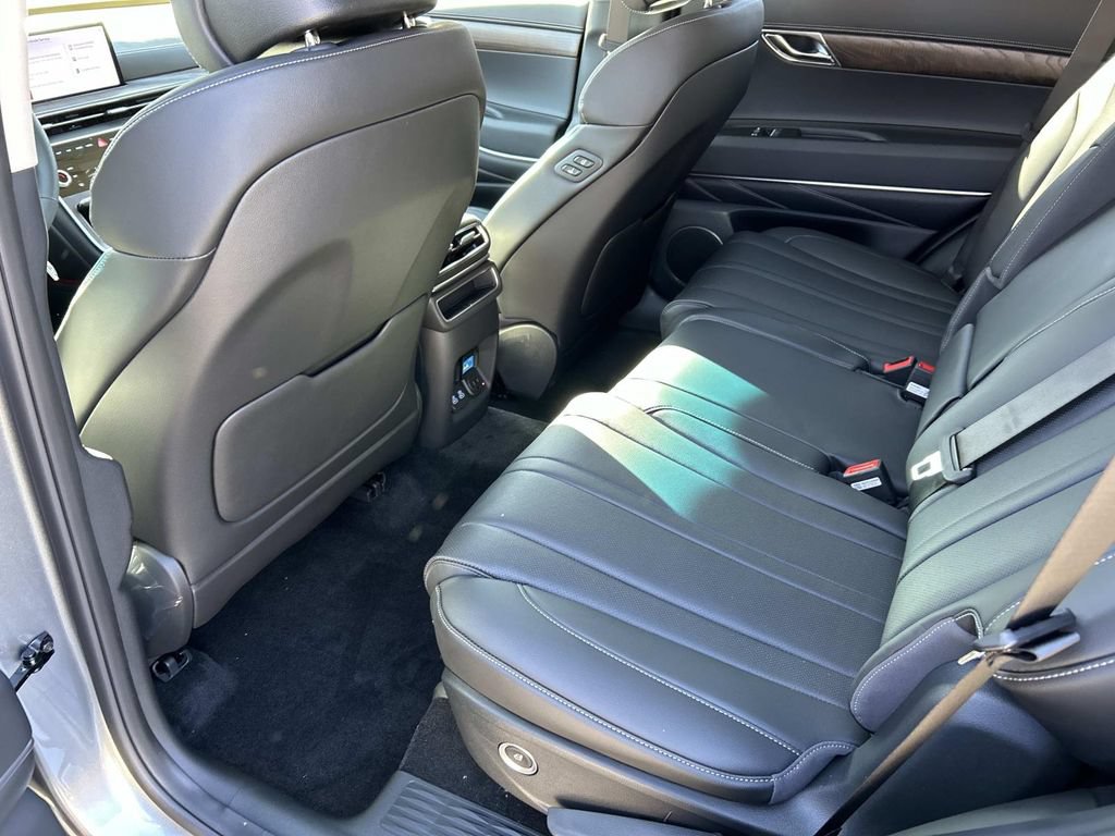 New 2026 Genesis GV80 2.5T Select AWD/4WD image 19