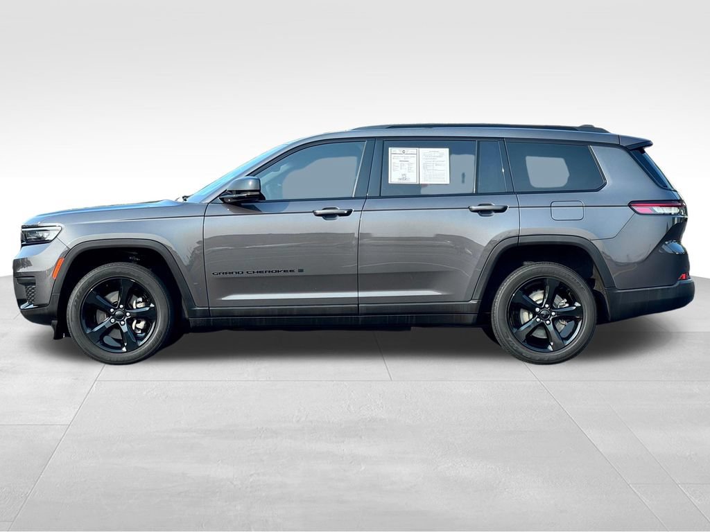Used 2023 Jeep Grand Cherokee L Laredo AWD/4WD image 4