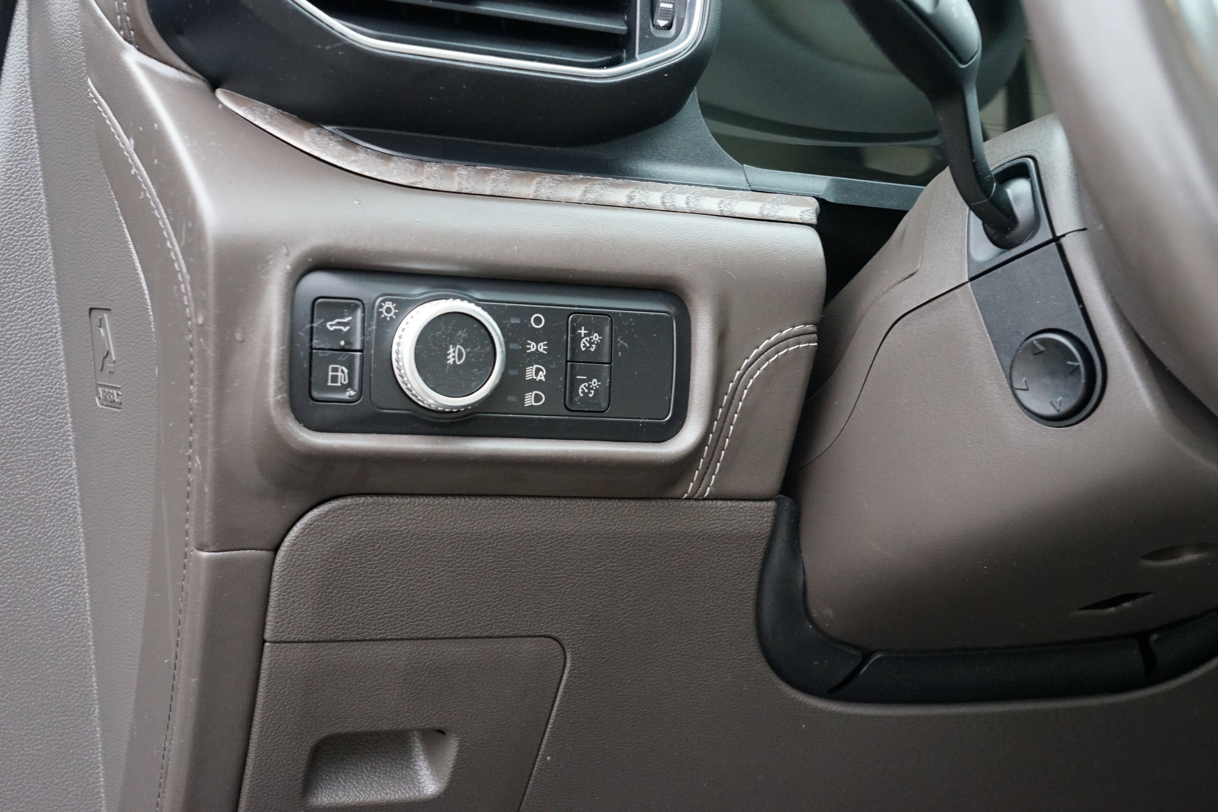 Used 2022 Ford Explorer Platinum AWD/4WD image 19