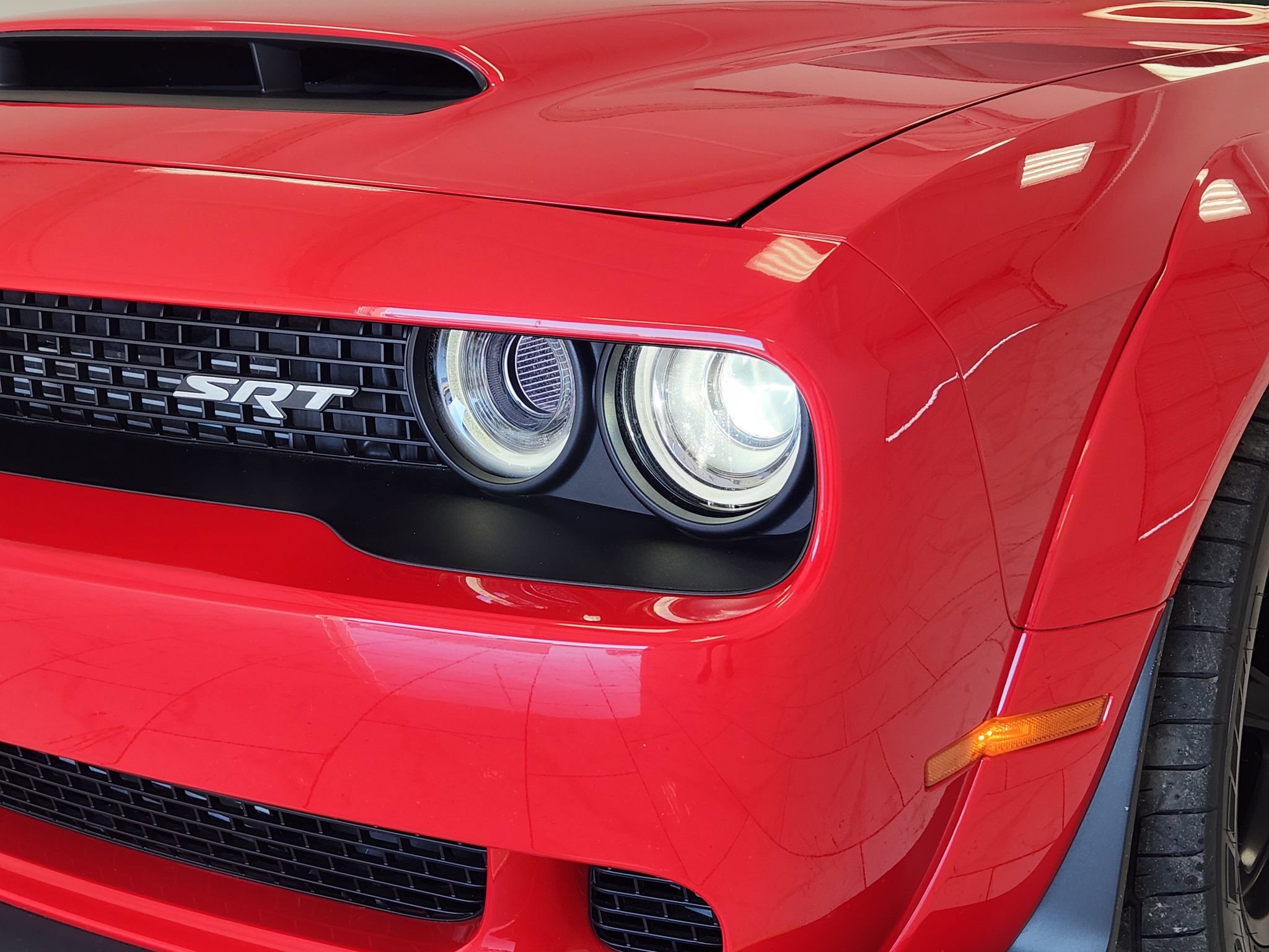 Used 2018 Dodge Challenger SRT Demon RWD image 9