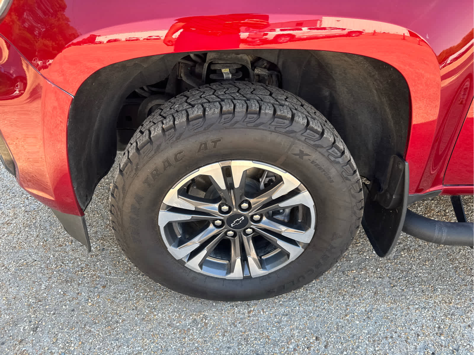 Used 2021 Chevrolet Colorado Z71 w/ Safety Package AWD/4WD image 11