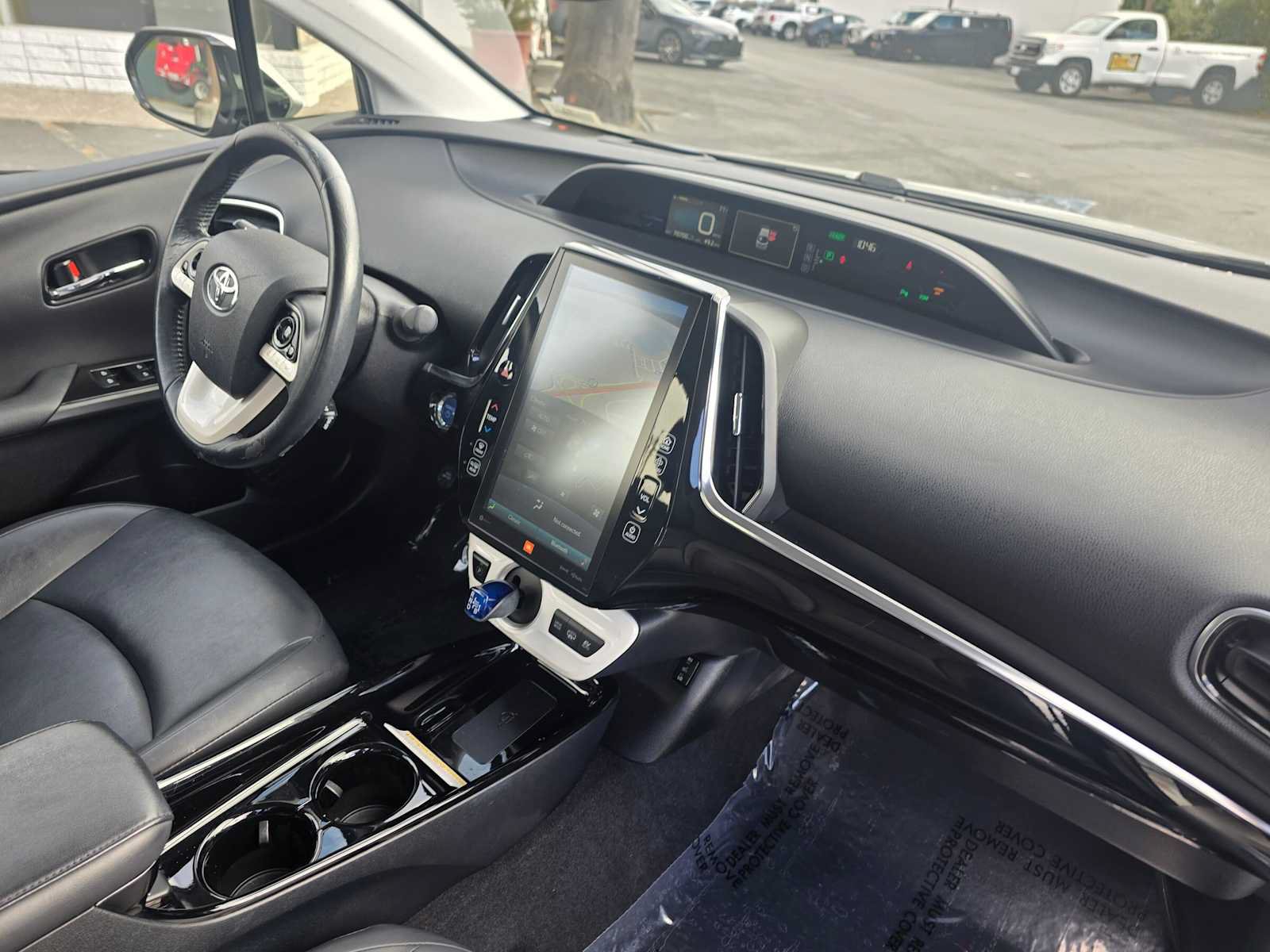 Used 2017 Toyota Prius Prime Advanced FWD image 11