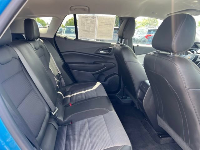 Used 2025 Chevrolet Trax LT w/ Driver Confidence Package FWD image 13