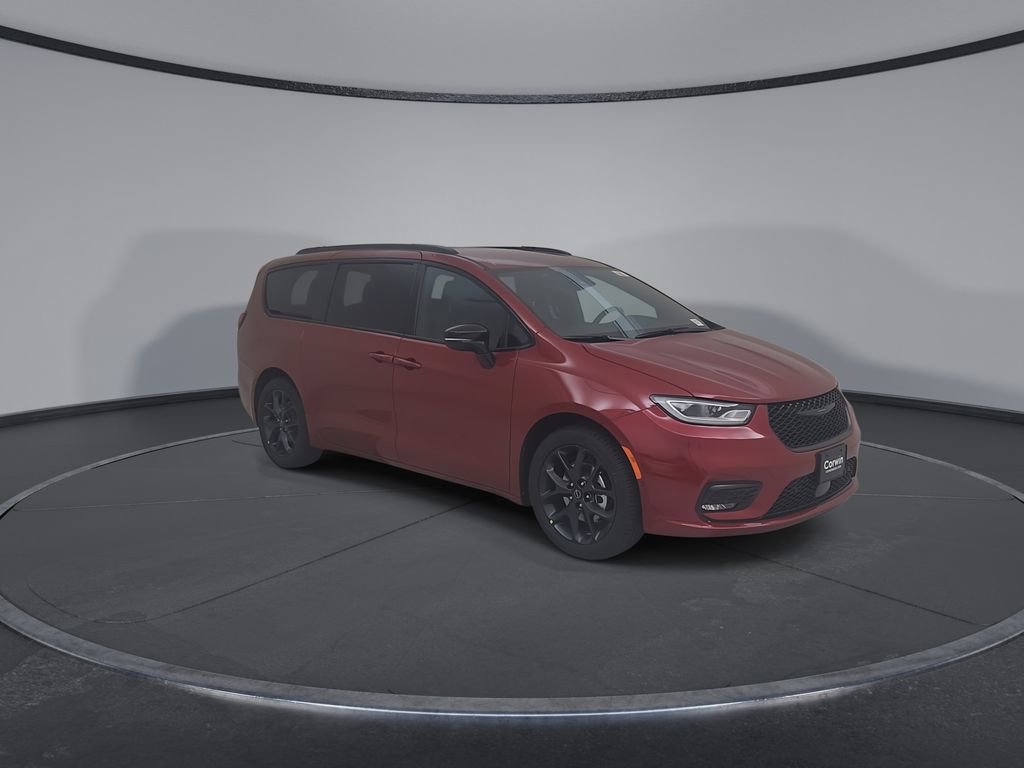 New 2026 Chrysler Pacifica Select image 3