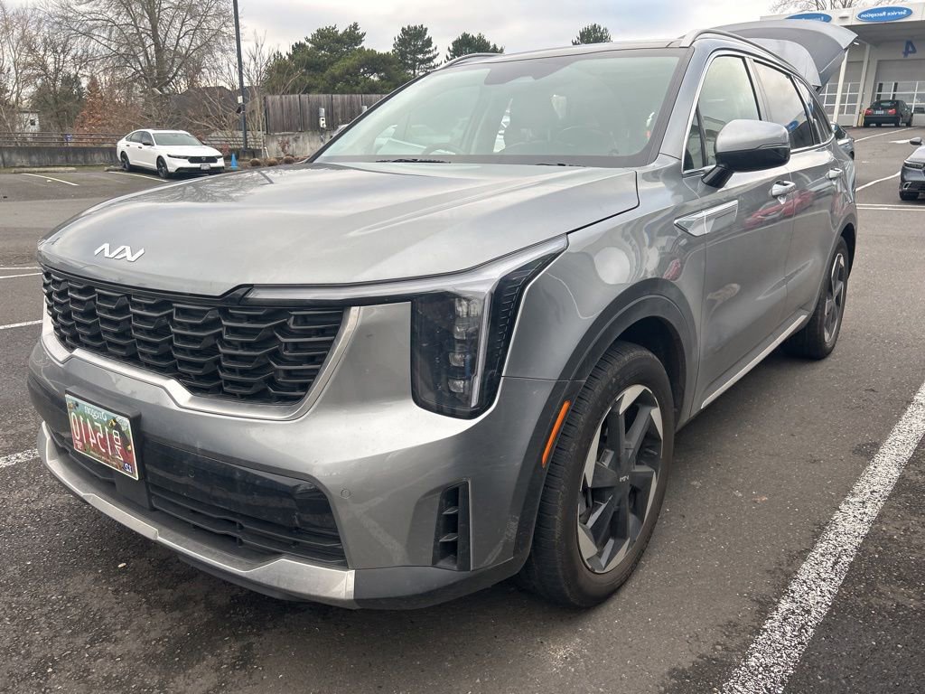 Used 2025 Kia Sorento EX w/ EX Panoramic Sunroof Package