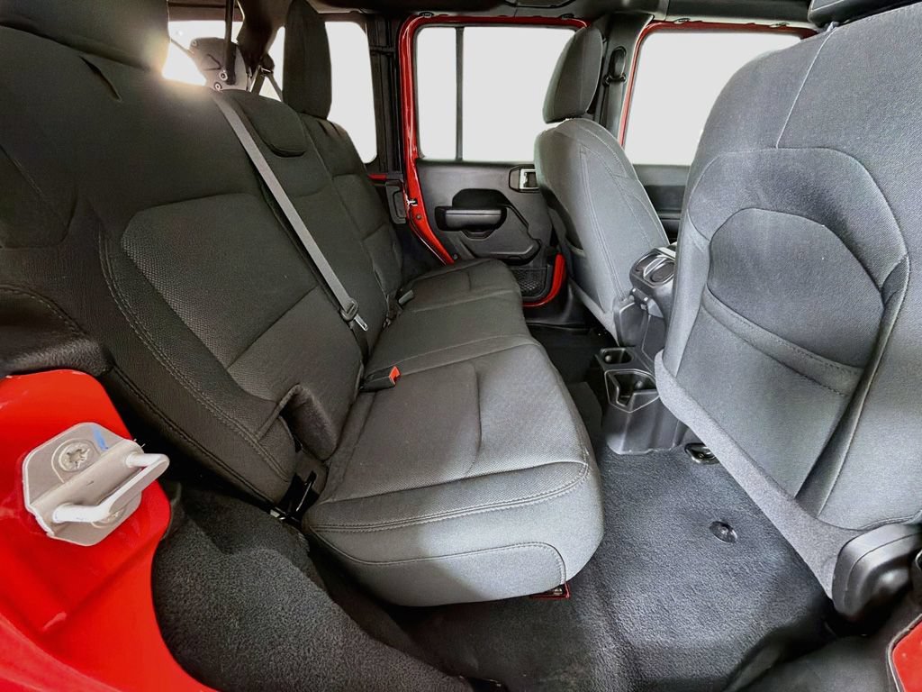 Used 2022 Jeep Wrangler Unlimited Sport w/ Technology Group AWD/4WD image 24