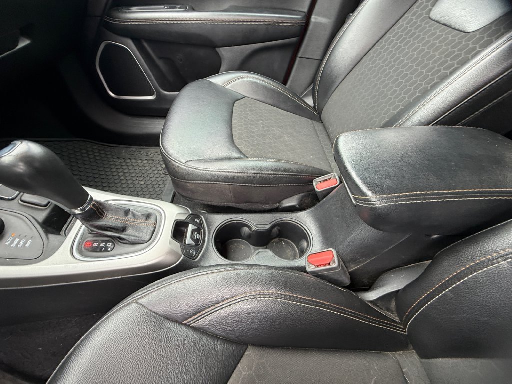 Used 2021 Jeep Compass Latitude w/ Convenience Group AWD/4WD image 31