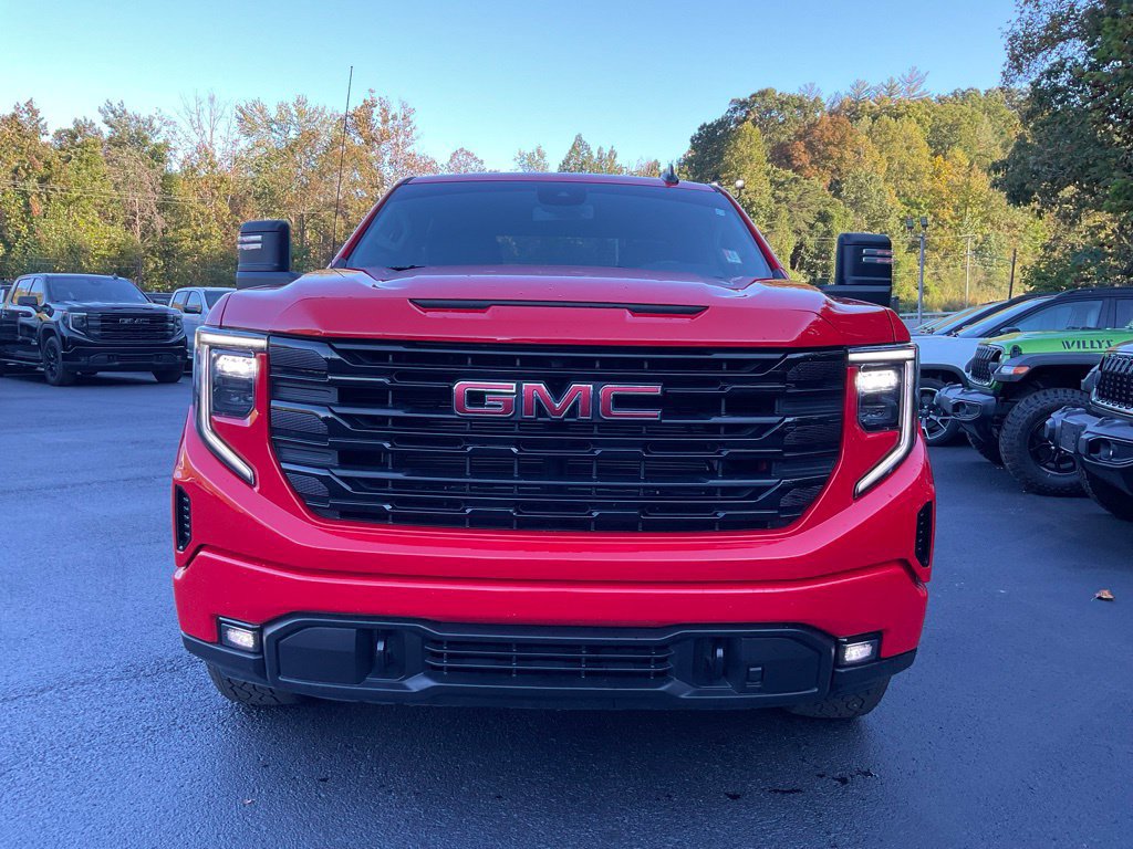 Used 2025 GMC Sierra 1500 Elevation w/ X31 Off-Road Package AWD/4WD image 2
