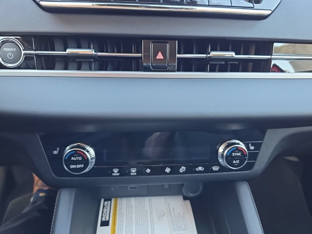 New 2026 Nissan Rogue SL AWD/4WD image 25