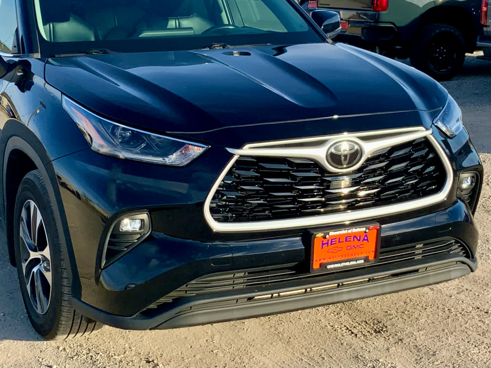 Used 2021 Toyota Highlander XLE image 8