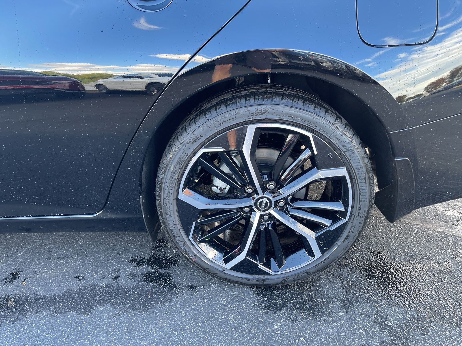 New 2025 Nissan Altima 2.5 SR image 32