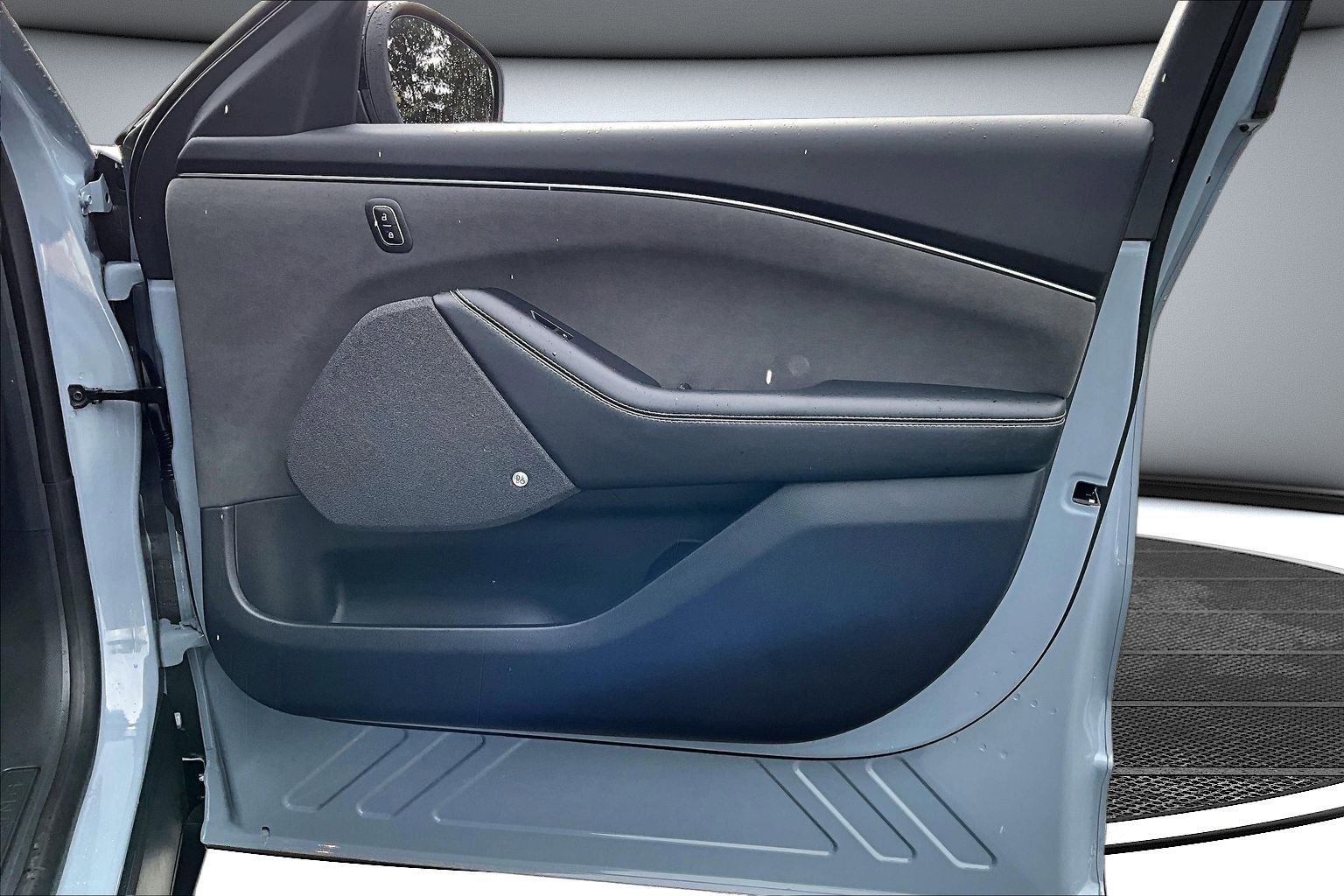 Used 2025 Ford Mustang Mach-E GT w/ Interior Protection Package image 27